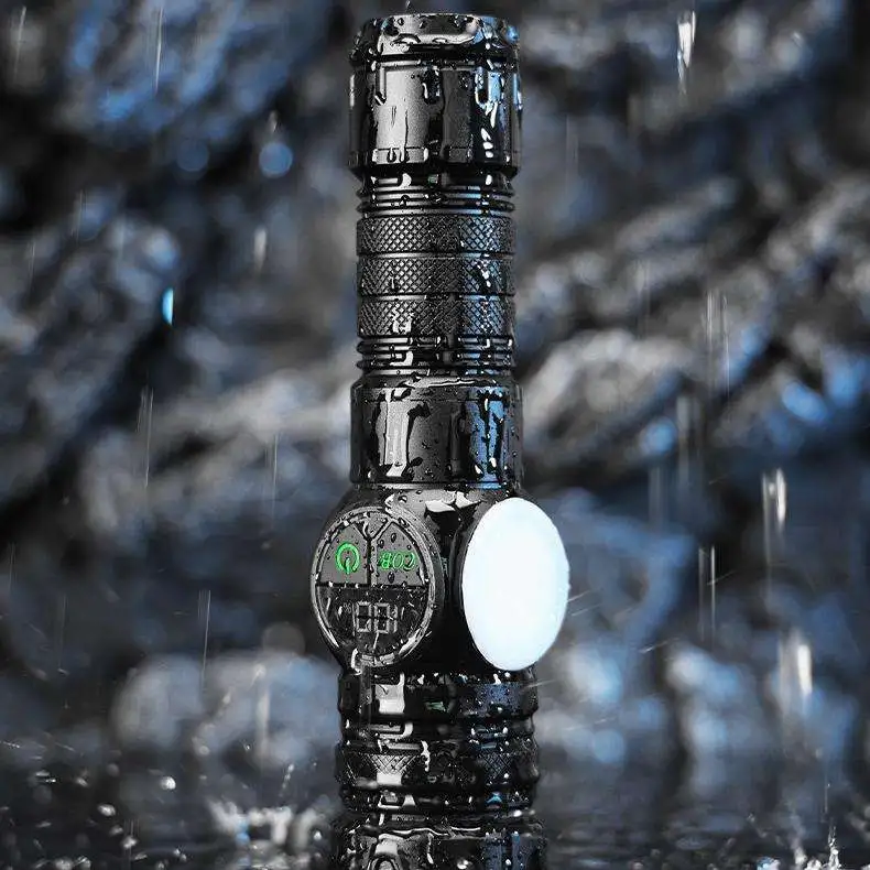 High Power Zoomable Flashlight